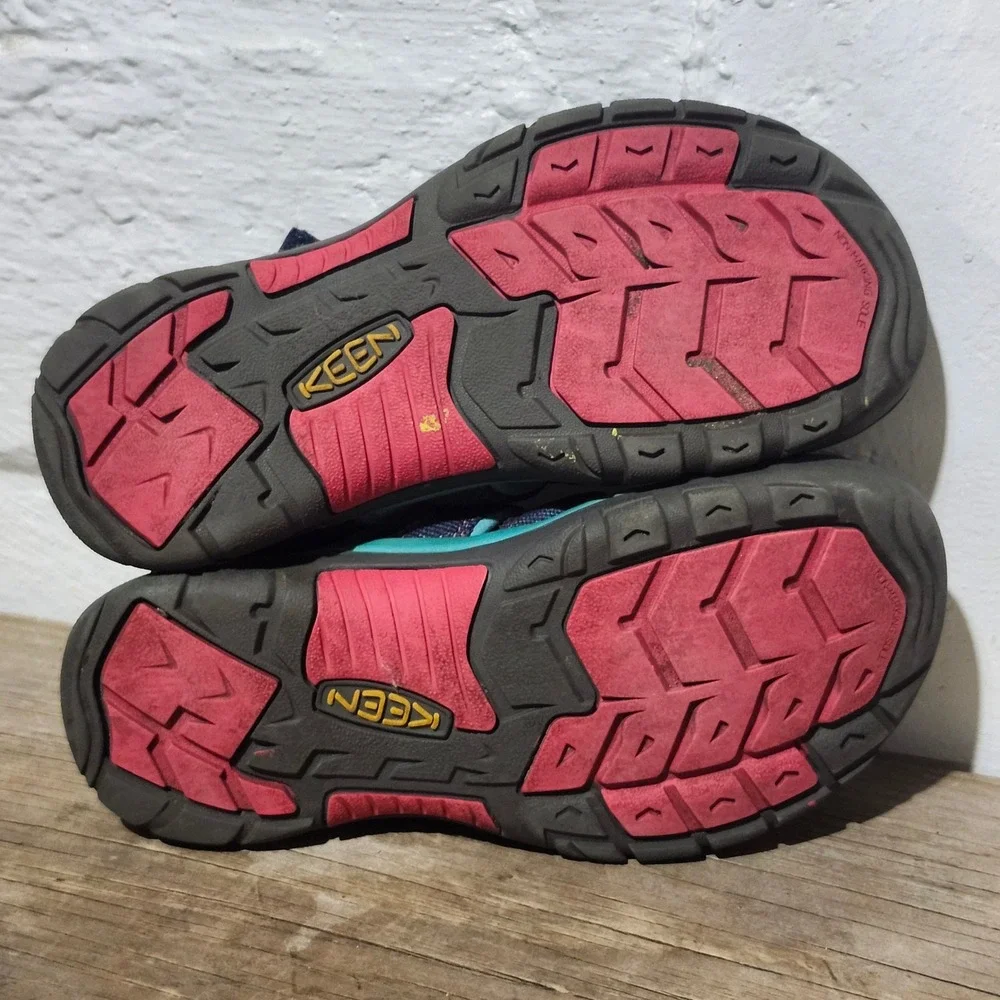 Keen Newport H2 Kids Sandals Navy Teal Pink Waterproof Hiking Shoes Size 5 US